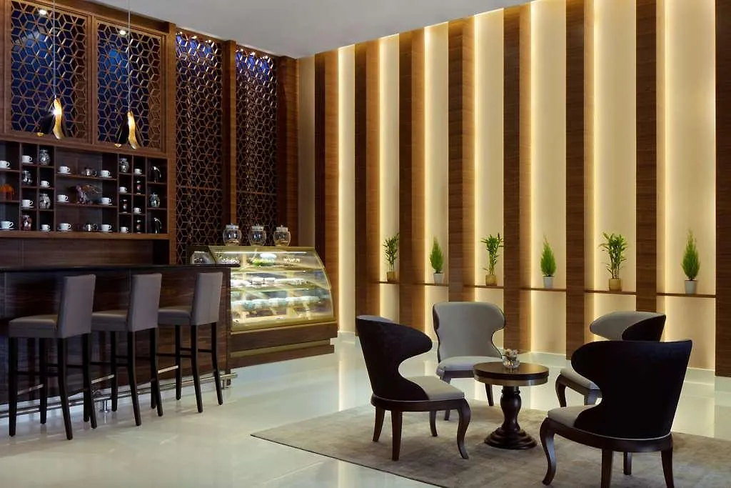 Radisson Blu Hotel. Dubai Waterfront
