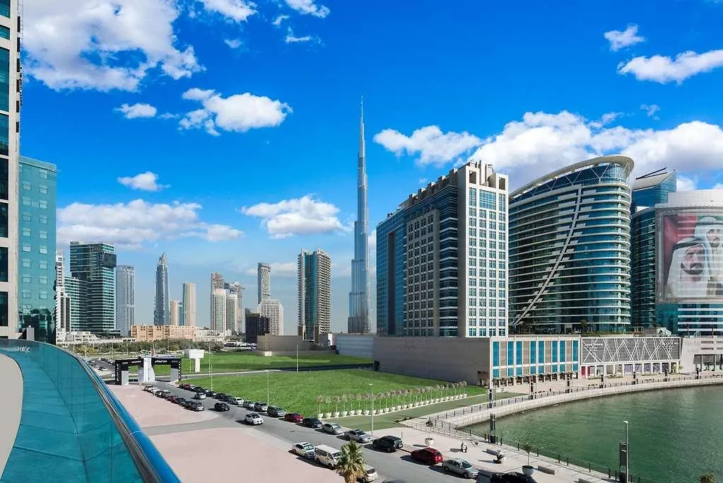 Radisson Blu Hotel. Dubai Waterfront 0*,  United Arab Emirates