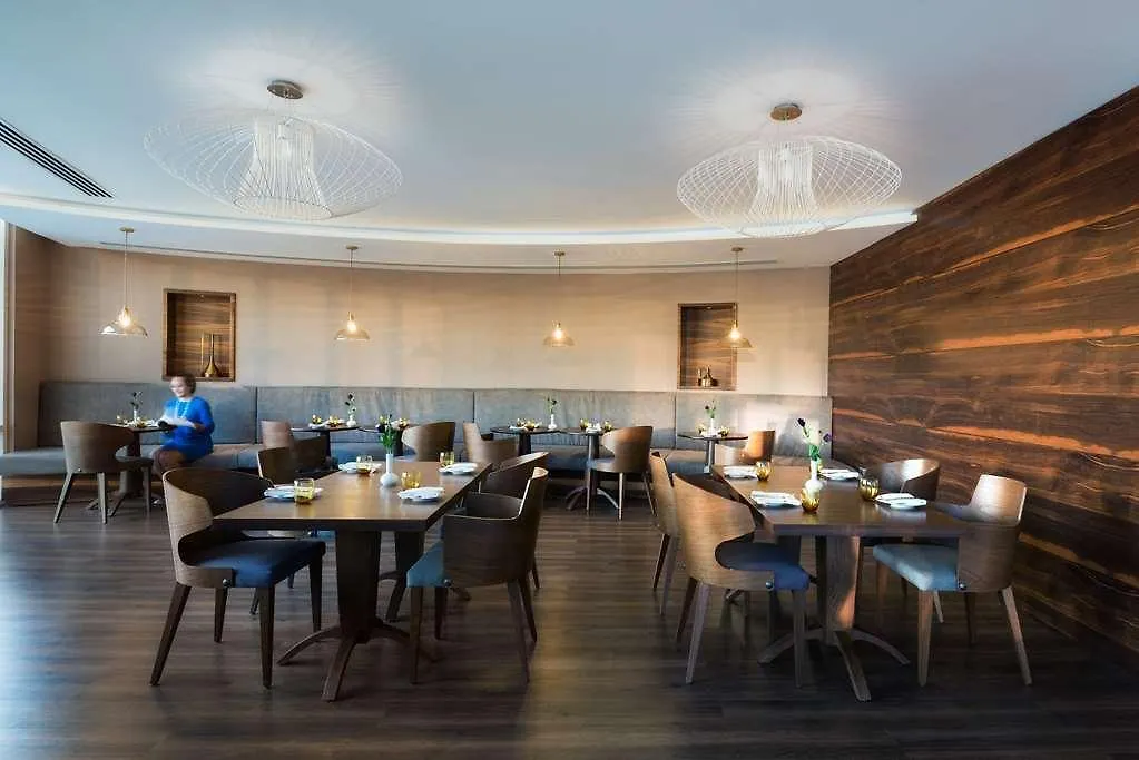 Radisson Blu Hotel. Dubai Waterfront United Arab Emirates