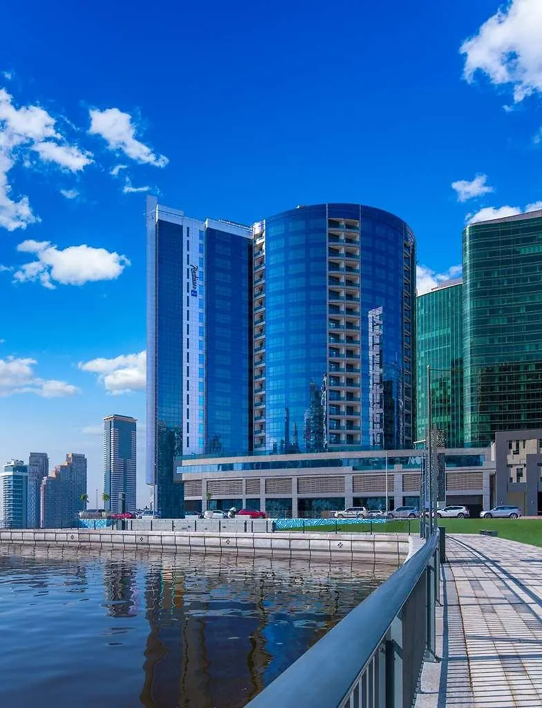 Radisson Blu Hotel. Dubai Waterfront 0*,  United Arab Emirates